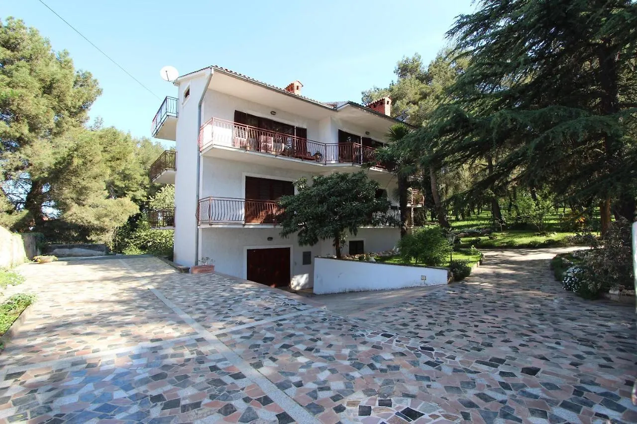 Apartment Clementina Višnjan