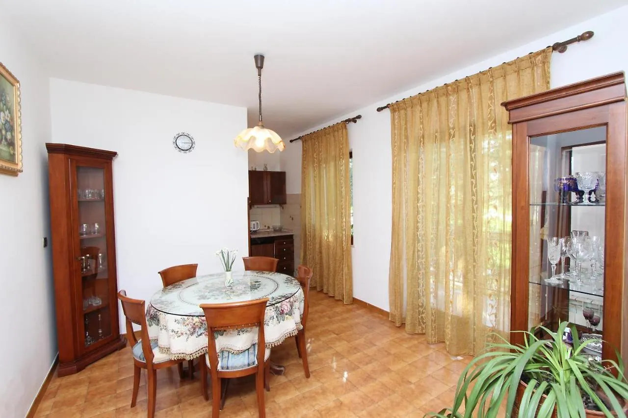 Apartment Clementina Višnjan